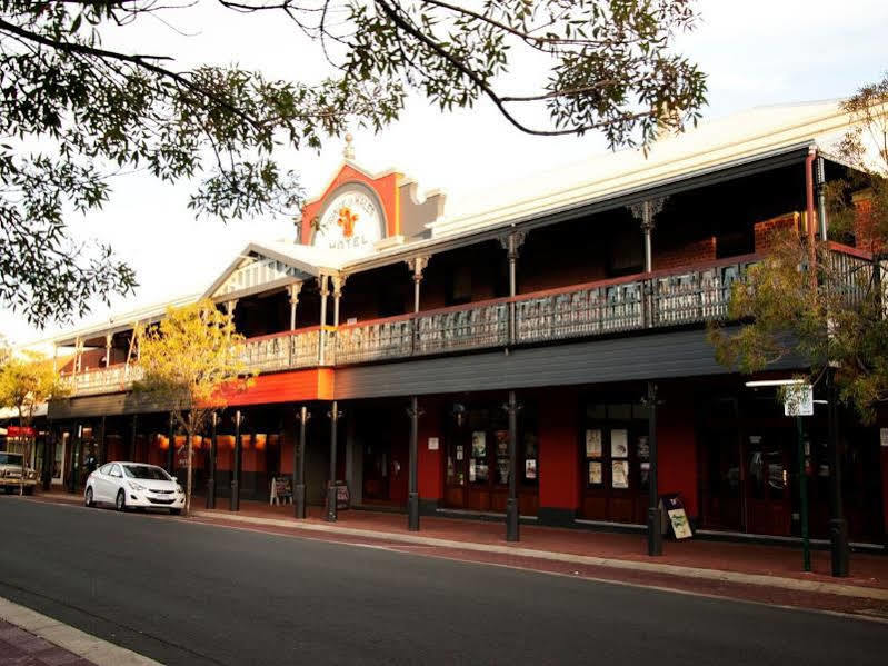 Prince Of Wales Hotel, Bunbury Exterior foto